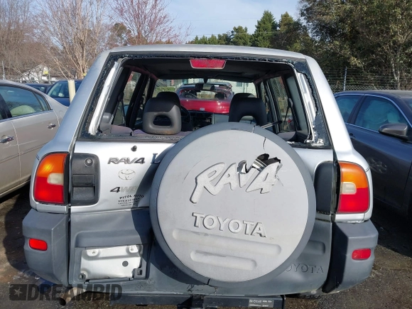 1997 Toyota RAV4 with VIN JT3HP10V7V7063874, listed as a IAAI auction lot 41711332 with 152,849 mi miles and . Bid and sale history available at DreamBid. Image 6.