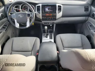2013 Toyota Tacoma PreRunner with VIN 3TMKU4HN0DM034513, listed as a Copart auction lot 45722995 with 110,318 mi miles and Salvage title. Bid and sale history available at DreamBid. Image 8.