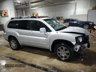 2006 Mitsubishi Endeavor Limited with VIN 4A4MN41S56E038838, listed as a Copart auction lot 42045565 with 173,205 mi miles and Salvage Title. Bid and sale history available at carsss.com. Image 4.