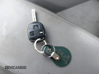 2005 Lexus ES 350 z VIN JTHBA30GX55130137, wystawiony jako IAAI lot #42461283 z przebiegiem 241 732 mil mil oraz . Historia ofert i sprzedaży dostępna na DreamBid. Obrazek 11.