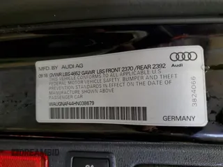 2017 Audi A4 Premium с VIN WAUGNAF44HN038679, выставлен на аукционе Copart как лот 45043515 с пробегом Не указан миль и Списание • Salvage title. История ставок и продаж доступна на DreamBid. Изображение 14.