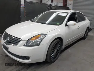2008 Nissan Altima 2.5 with VIN 1N4AL21E68C230515, listed as a IAAI auction lot 39448523 with 170,916 mi miles. Bid and sale history available at carsss.com. Image 18.