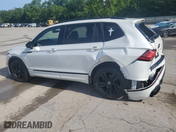 2024 Volkswagen Tiguan SE R-Line Black with VIN 3VV8B7AX4RM067827, listed as a Copart auction lot 62585995 with 6,166 mi miles and Salvage title. Bid and sale history available at DreamBid. Image 2.