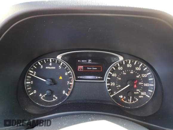 2017 Nissan Pathfinder SV with VIN 5N1DR2MM5HC666793, listed as a Copart auction lot 51924315 with 167,309 mi miles and Salvage title. Bid and sale history available at DreamBid. Image 9.