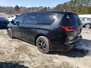 2023 Chrysler Pacifica Hybrid Limited with VIN 2C4RC1S77PR501630, listed as a Copart auction lot 46143825 with 39,419 mi miles and Salvage title. Bid and sale history available at DreamBid. Image 2.