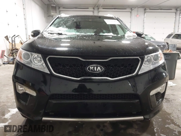 2011 Kia Sorento SX with VIN 5XYKW4A27BG110233, listed as a IAAI auction lot 41932749 with 109,029 mi miles. Bid and sale history available at carsss.com. Image 12.