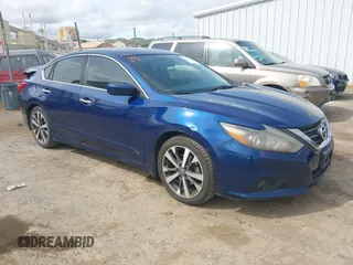 2016 Nissan Altima SR with VIN 1N4AL3AP2GC264800, listed as a IAAI auction lot 41968704 with 141,992 mi miles and . Bid and sale history available at carsss.com. Image 1.