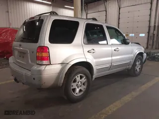 2006 Ford Escape Limited with VIN 1FMCU94116KA13194, listed as a IAAI auction lot 41276569 with 237,273 mi miles. Bid and sale history available at carsss.com. Image 4.