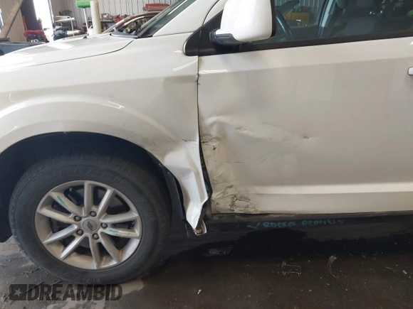 2018 Dodge Journey SXT with VIN 3C4PDDBGXJT469945, listed as a IAAI auction lot 42266310 with 121,871 mi miles and . Bid and sale history available at DreamBid. Image 6.