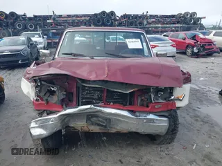 1990 Ford F-150 S с VIN 1FTDF15Y7LNA48686, выставлен на аукционе IAAI как лот 42365955 с пробегом 20 540 миль миль и . История ставок и продаж доступна на DreamBid. Изображение 12.