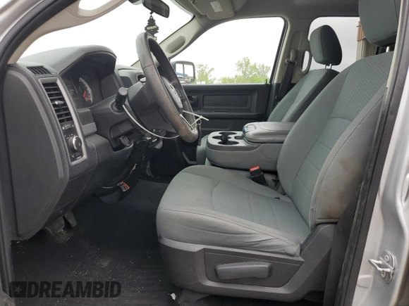2018 Ram 1500 Express with VIN 1C6RR7FG2JS235099, listed as a Copart auction lot 56705475 with 105,475 mi miles and Clean title. Bid and sale history available at DreamBid. Image 7.