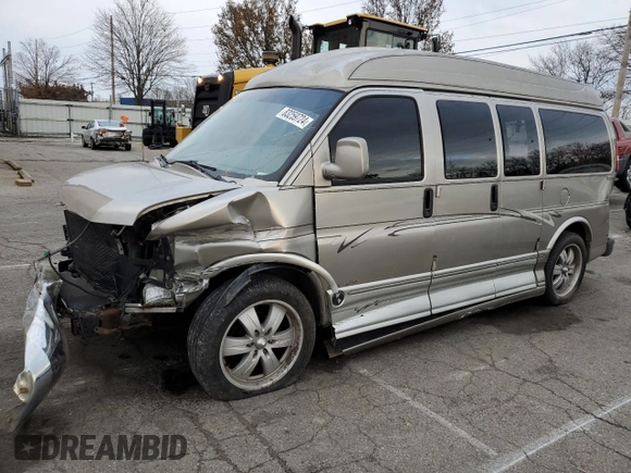 2004 GMC Savana Cargo Van YF7 Upfitter with VIN 1GDFG15T841141876, listed as a Copart auction lot 83259724 with 124,494 mi miles and Salvage Title. Bid and sale history available at carsss.com. Image 1.