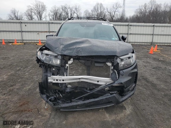 2022 Honda Passport TrailSport with VIN 5FNYF8H68NB009420, listed as a Copart auction lot 47113875 with 20,276 mi miles and Salvage Title. Bid and sale history available at carsss.com. Image 5.