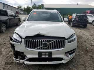 2021 Volvo XC90 Inscription Expression with VIN YV4BR00K6M1732145, listed as a Copart auction lot 53421703 with 28,301 mi miles. Bid and sale history available at carsss.com. Image 5.