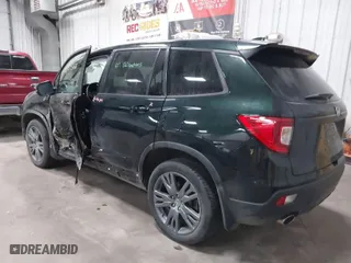 2019 Honda Passport EX-L with VIN 5FNYF8H53KB028590, listed as a IAAI auction lot 41475668 with 44,204 mi miles. Bid and sale history available at carsss.com. Image 3.