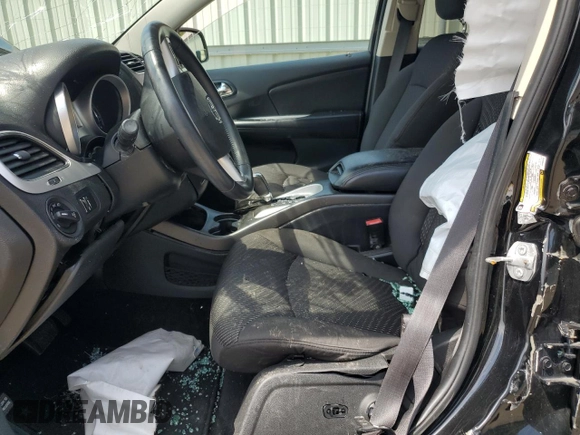 2017 Dodge Journey SXT z VIN 3C4PDCBB8HT605255, wystawiony jako Copart lot #70181714 z przebiegiem Nie podano mil oraz Szkoda całkowita • Salvage title. Historia ofert i sprzedaży dostępna na DreamBid. Obrazek 7.