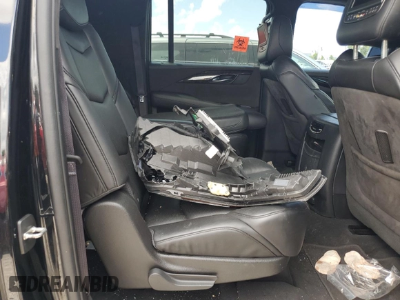 2016 Cadillac Escalade ESV Platinum z VIN 1GYS3KKJ9GR268871, wystawiony jako Copart lot #69374624 z przebiegiem 66 280 mil mil oraz Szkoda całkowita • Salvage title. Historia ofert i sprzedaży dostępna na DreamBid. Obrazek 11.