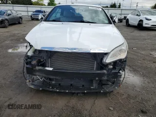 2011 Chrysler 200 Limited with VIN 1C3BC7EG6BN623812, listed as a Copart auction lot 55595095 with 94,843 mi miles and Salvage Title. Bid and sale history available at DreamBid. Image 5.