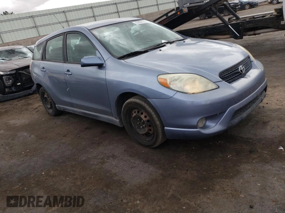 2006 Toyota Matrix STD z VIN 2T1KR32E86C582856, wystawiony jako Copart lot #51451135 z przebiegiem 216 153 mil mil oraz Szkoda całkowita • Salvage title. Historia ofert i sprzedaży dostępna na DreamBid. Obrazek 4.
