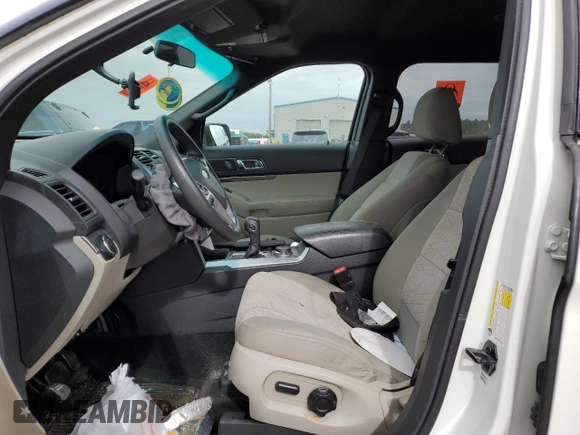 2012 Ford Explorer z VIN 1FMHK8B82CGA37105, wystawiony jako Copart lot #43415835 z przebiegiem Nie podano mil oraz Szkoda całkowita • Salvage title. Historia ofert i sprzedaży dostępna na DreamBid. Obrazek 7.