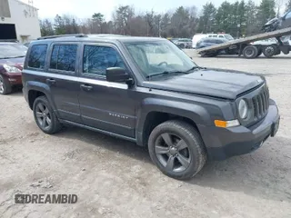2015 Jeep Patriot Latitude z VIN 1C4NJRFB6FD197516, wystawiony jako IAAI lot #41842888 z przebiegiem 95 394 mil mil oraz . Historia ofert i sprzedaży dostępna na DreamBid. Obrazek 1.