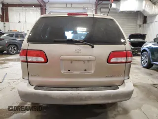 2003 Toyota Sienna LE z VIN 4T3ZF13C43U531218, wystawiony jako Copart lot #56753215 z przebiegiem Nie podano mil oraz Nie do naprawy. Historia ofert i sprzedaży dostępna na DreamBid. Obrazek 6.