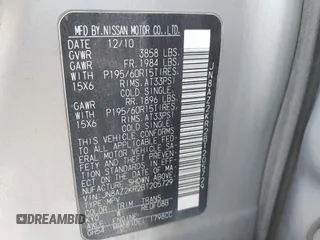 2011 Nissan Cube 1.8 SL with VIN JN8AZ2KR2BT205729, listed as a IAAI auction lot 42028429 with 98,694 mi miles. Bid and sale history available at carsss.com. Image 9.