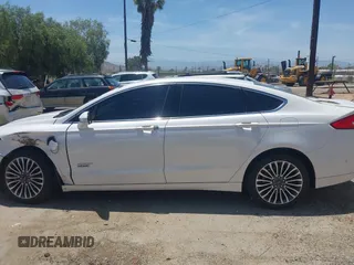 2017 Ford Fusion Titanium z VIN 3FA6P0SU0HR329224, wystawiony jako IAAI lot #42291605 z przebiegiem 176 728 mil mil oraz . Historia ofert i sprzedaży dostępna na DreamBid. Obrazek 15.