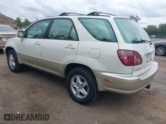 2000 Lexus RX 300 with VIN JT6HF10U1Y0098064, listed as a IAAI auction lot 42046249 with 216,171 mi miles. Bid and sale history available at carsss.com. Image 3.