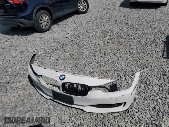2013 BMW 3 Series 328i xDrive with VIN WBA3B3C52DF538960, listed as a Copart auction lot 63793665 with 161,782 mi miles and Clean title. Bid and sale history available at DreamBid. Image 12.
