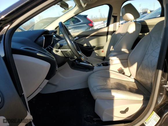 2013 Ford Focus Electric with VIN 1FADP3R44DL378627, listed as a Copart auction lot 83787714 with 49,803 mi miles and Clean Title. Bid and sale history available at carsss.com. Image 7.