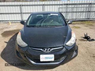 2013 Hyundai Elantra GLS z VIN 5NPDH4AE6DH384354, wystawiony jako Copart lot #50653675 z przebiegiem 165 375 mil mil oraz Szkody całkowita. Historia ofert i sprzedaży dostępna na DreamBid. Obrazek 5.