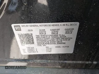 2025 Chevrolet Equinox FWD LT with VIN 3GNAXHEG0SL296896, listed as a IAAI auction lot 42038976 with 2,222 mi miles. Bid and sale history available at carsss.com. Image 9.