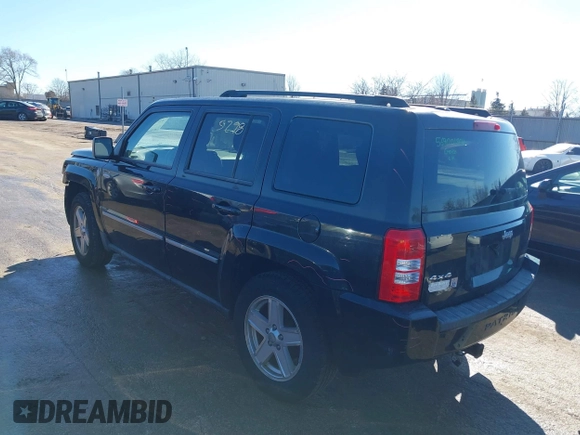 2010 Jeep Patriot Sport with VIN 1J4NF1GB2AD624078, listed as a IAAI auction lot 41635298 with 181,537 mi miles. Bid and sale history available at carsss.com. Image 3.