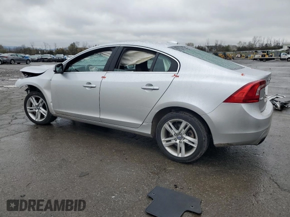 2015 Volvo S60 T5 Premier with VIN YV1612TB8F1302889, listed as a Copart auction lot 52583955 with 91,389 mi miles and Salvage Title. Bid and sale history available at carsss.com. Image 2.