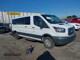 2016 Ford Transit XL z VIN 1FBZX2ZM1GKB18694, wystawiony jako IAAI lot #42289146 z przebiegiem 150 009 mil mil oraz . Historia ofert i sprzedaży dostępna na DreamBid. Obrazek 1.
