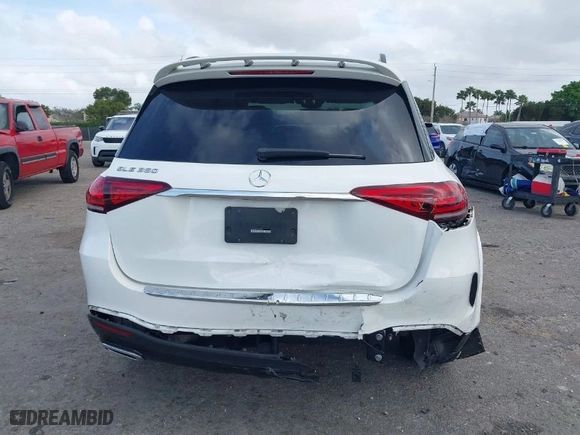 2020 Mercedes-Benz GLE with VIN 4JGFB4JB8LA240189, listed as a IAAI auction lot 41727577 with 51,533 mi miles. Bid and sale history available at carsss.com. Image 17.