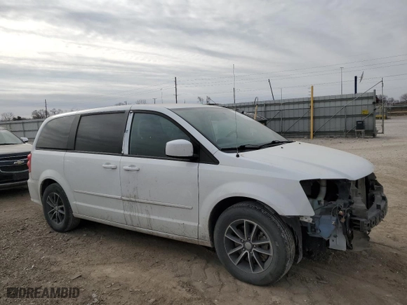 2017 Dodge Grand Caravan SE with VIN 2C4RDGBGXHR601223, listed as a Copart auction lot 44304135 with 145,376 mi miles and Salvage Title. Bid and sale history available at carsss.com. Image 4.