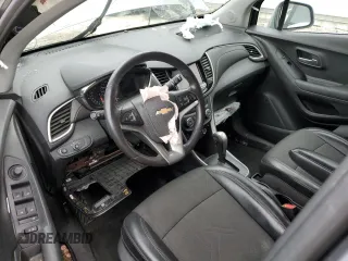 2020 Chevrolet Trax LT with VIN 3GNCJPSB4LL276150, listed as a Copart auction lot 60269245 with 73,689 mi miles and Salvage title. Bid and sale history available at DreamBid. Image 8.