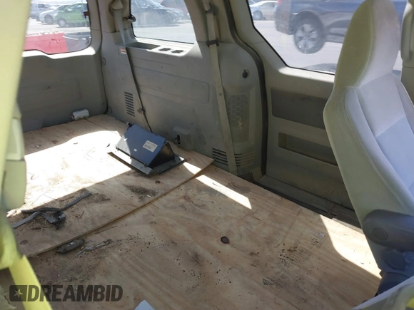 2005 Ford Freestar SES с VIN 2FMZA57625BA22238, выставлен на аукционе IAAI как лот 41840708 с пробегом 195 192 миль миль и . История ставок и продаж доступна на DreamBid. Изображение 8.