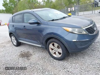 2013 Kia Sportage LX with VIN KNDPB3A22D7423234, listed as a IAAI auction lot 41913072 with 165,810 mi miles. Bid and sale history available at carsss.com. Image 1.
