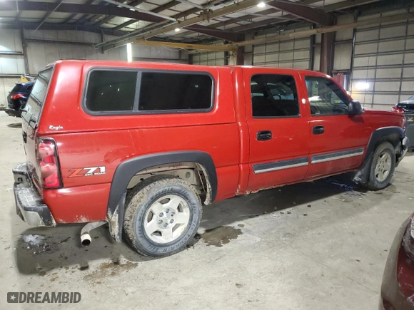2005 Chevrolet Silverado 1500 Z71 with VIN 2GCEK13T551128676, listed as a Copart auction lot 47618385 with 208,489 mi miles and Salvage Title. Bid and sale history available at carsss.com. Image 3.