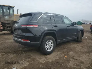 2023 Jeep Grand Cherokee Laredo z VIN 1C4RJHAG3PC625418, wystawiony jako Copart lot #49271395 z przebiegiem 12 874 mil mil oraz Szkoda całkowita • Salvage title. Historia ofert i sprzedaży dostępna na DreamBid. Obrazek 3.