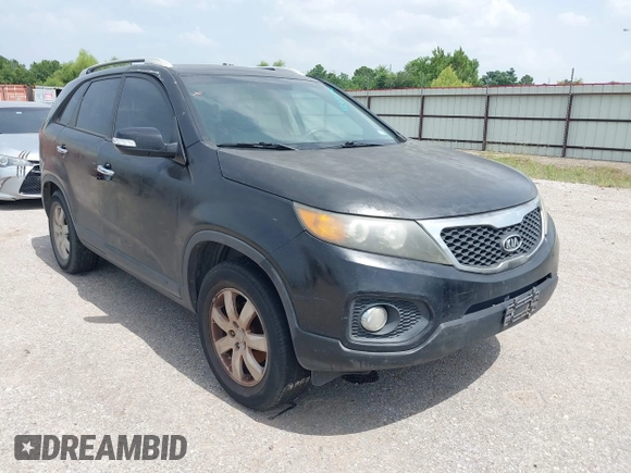 2013 Kia Sorento LX with VIN 5XYKT3A67DG359284, listed as a IAAI auction lot 42644742 with 258,998 mi miles and . Bid and sale history available at DreamBid. Image 1.