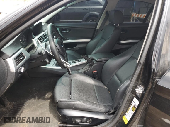 2009 BMW 3 Series 335i with VIN WBAPM73569E190791, listed as a Copart auction lot 56718365 with 172,993 mi miles and Salvage title. Bid and sale history available at DreamBid. Image 7.