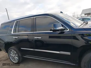 2018 Cadillac Escalade Platinum with VIN 1GYS4DKJ3JR200016, listed as a IAAI auction lot 41367220 with 105,043 mi miles. Bid and sale history available at carsss.com. Image 13.