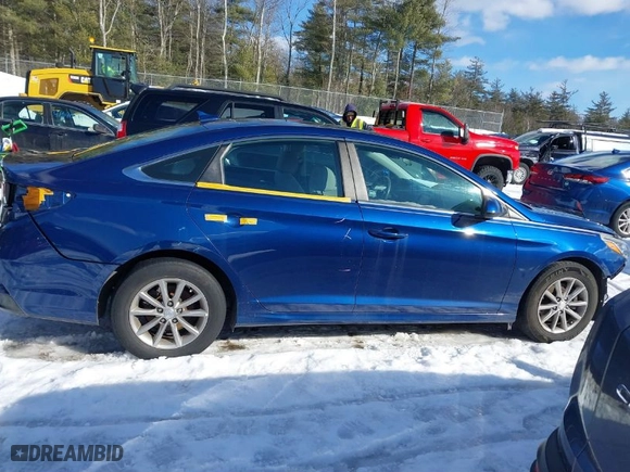 2018 Hyundai Sonata SE with VIN 5NPE24AF8JH598045, listed as a IAAI auction lot 41525421 with NaN miles. Bid and sale history available at carsss.com. Image 14.
