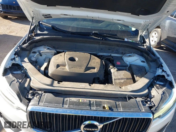 2018 Volvo XC60 Momentum with VIN YV4A22RK8J1004594, listed as a IAAI auction lot 41194134 with 82,771 mi miles and . Bid and sale history available at DreamBid. Image 10.