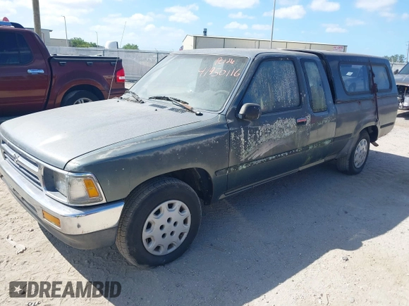 1993 Toyota Pickup DLX z VIN JT4RN93P3P5069851, wystawiony jako IAAI lot #41950116 z przebiegiem 209 937 mil mil oraz . Historia ofert i sprzedaży dostępna na DreamBid. Obrazek 2.