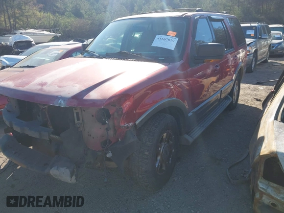 2004 Ford Expedition Eddie Bauer with VIN 1FMPU17L74LB55900, listed as a IAAI auction lot 41667029 with 380,947 mi miles. Bid and sale history available at carsss.com. Image 12.